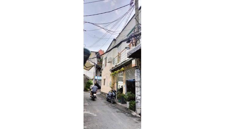BÁN NHÀ TÂN BÌNH OTO VÀO NHÀ 65M2 2 TẦNG NGANG 5M DÒNG TIỀN 60T THÁNG BÀNH VĂN TRÂN 6.4 TỶ.